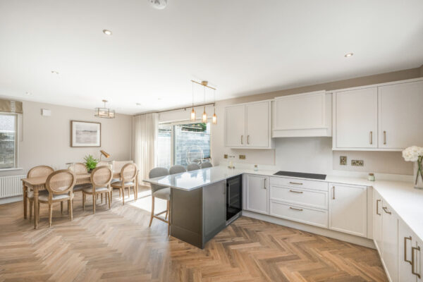 Mountain Ridge Oak Herringbone 90mm - Image 5
