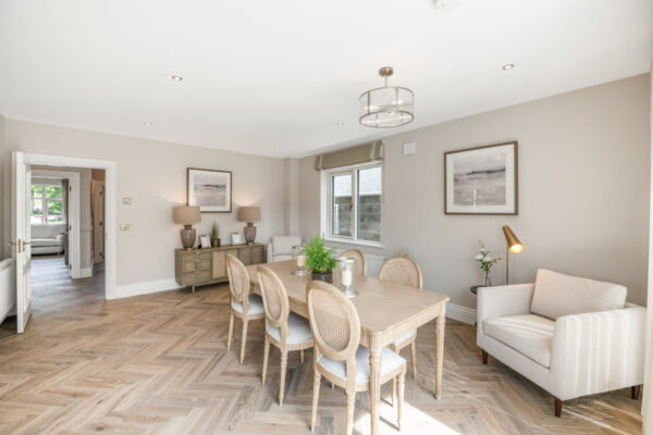 Mountain Ridge Oak Herringbone 90mm - Image 4