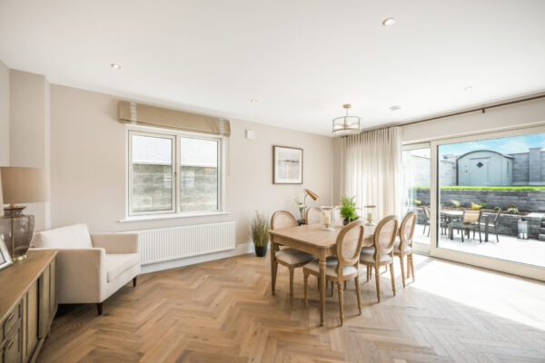 Mountain Ridge Oak Herringbone 90mm - Image 3