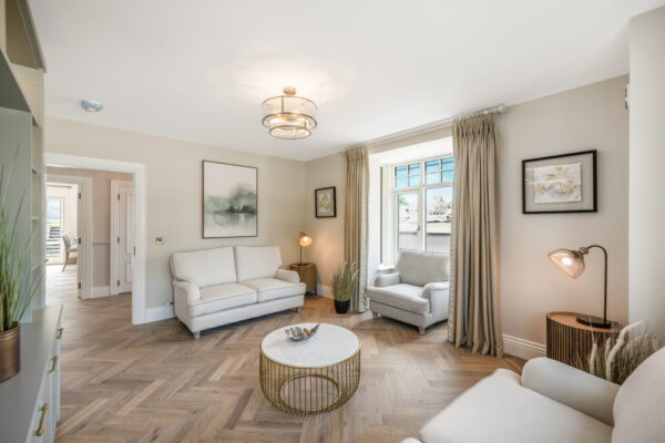 Mountain Ridge Oak Herringbone 90mm - Image 10